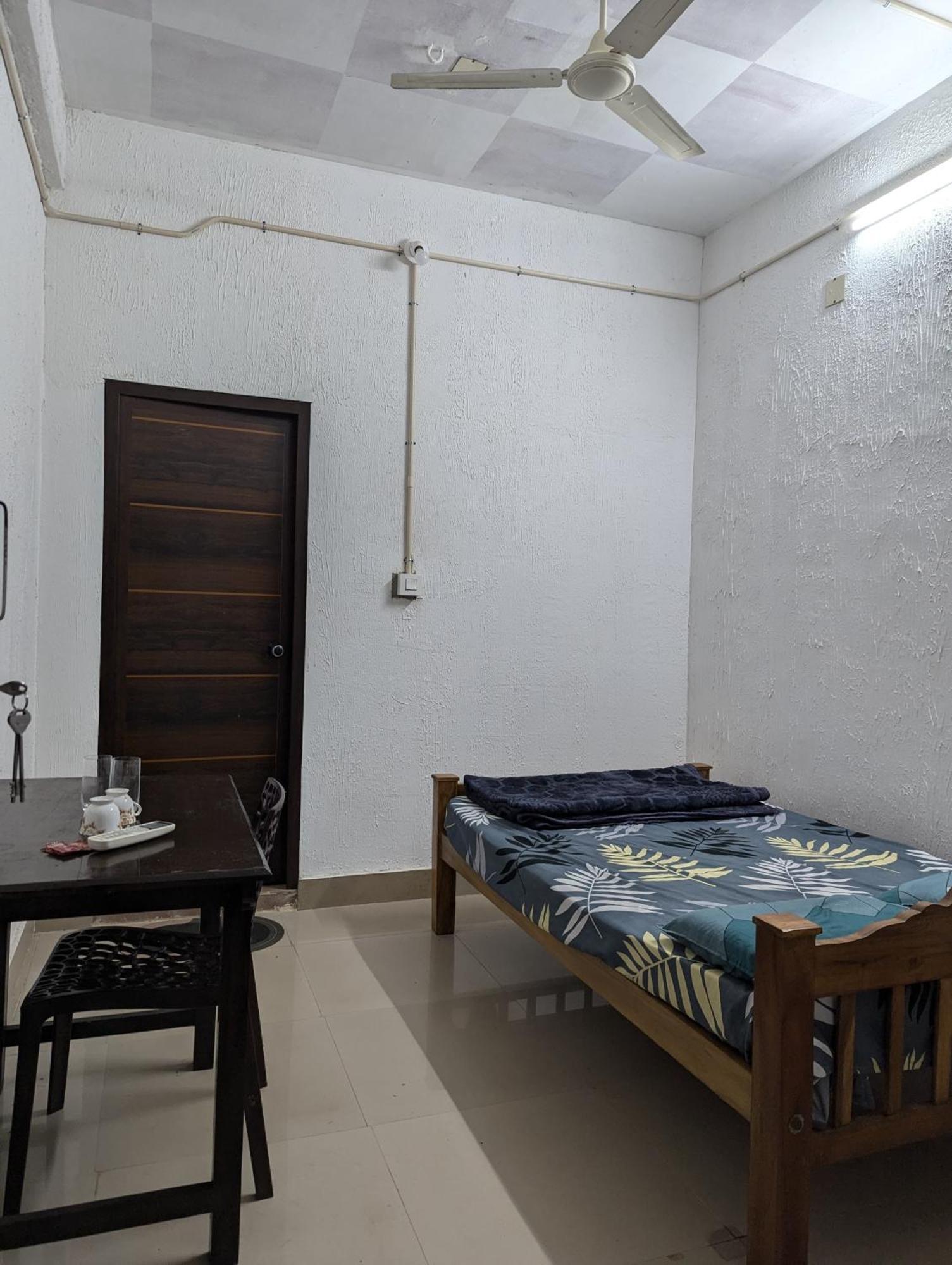 Islandstay-A Riverside Property Kollam Esterno foto