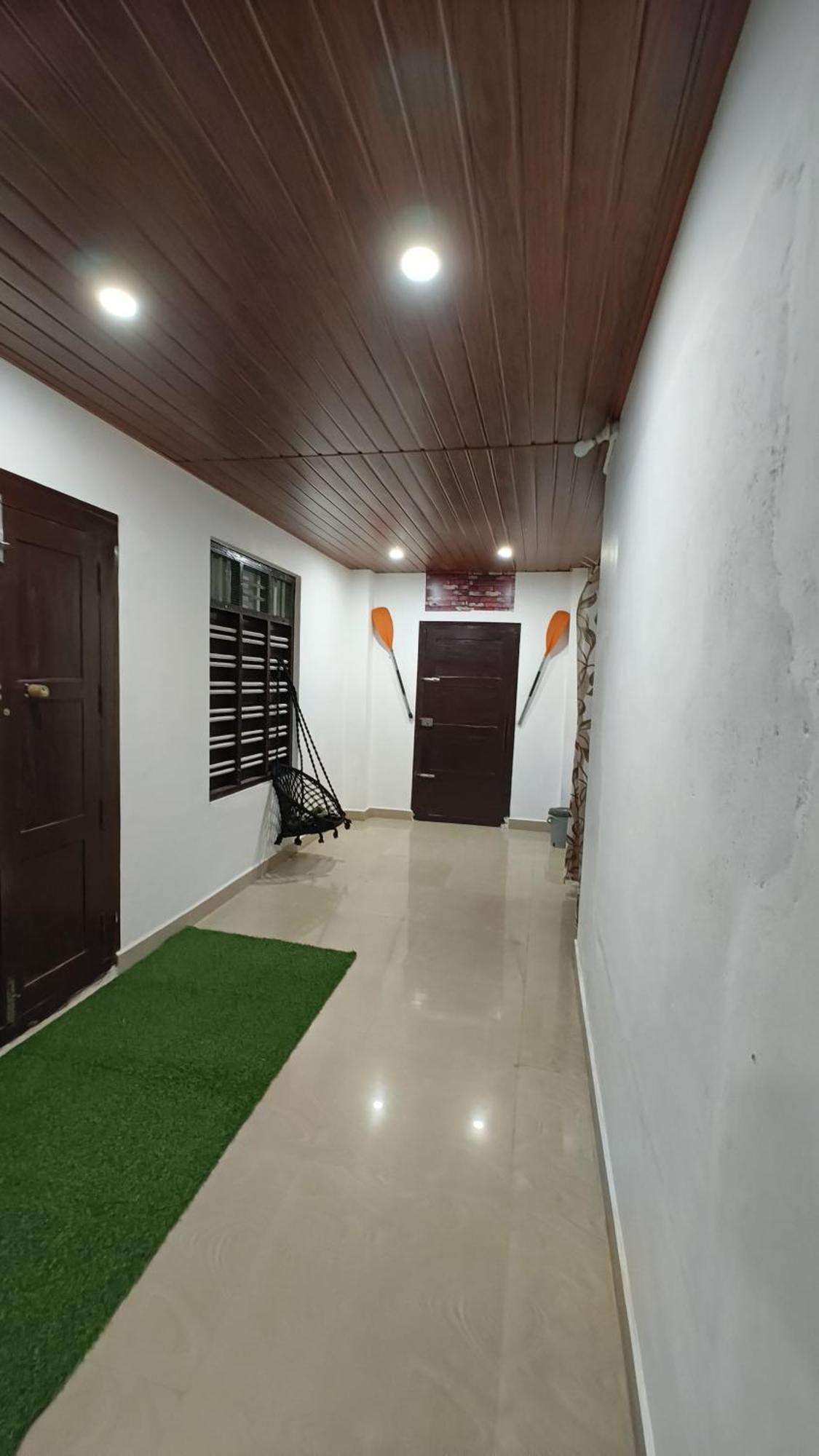 Islandstay-A Riverside Property Kollam Esterno foto