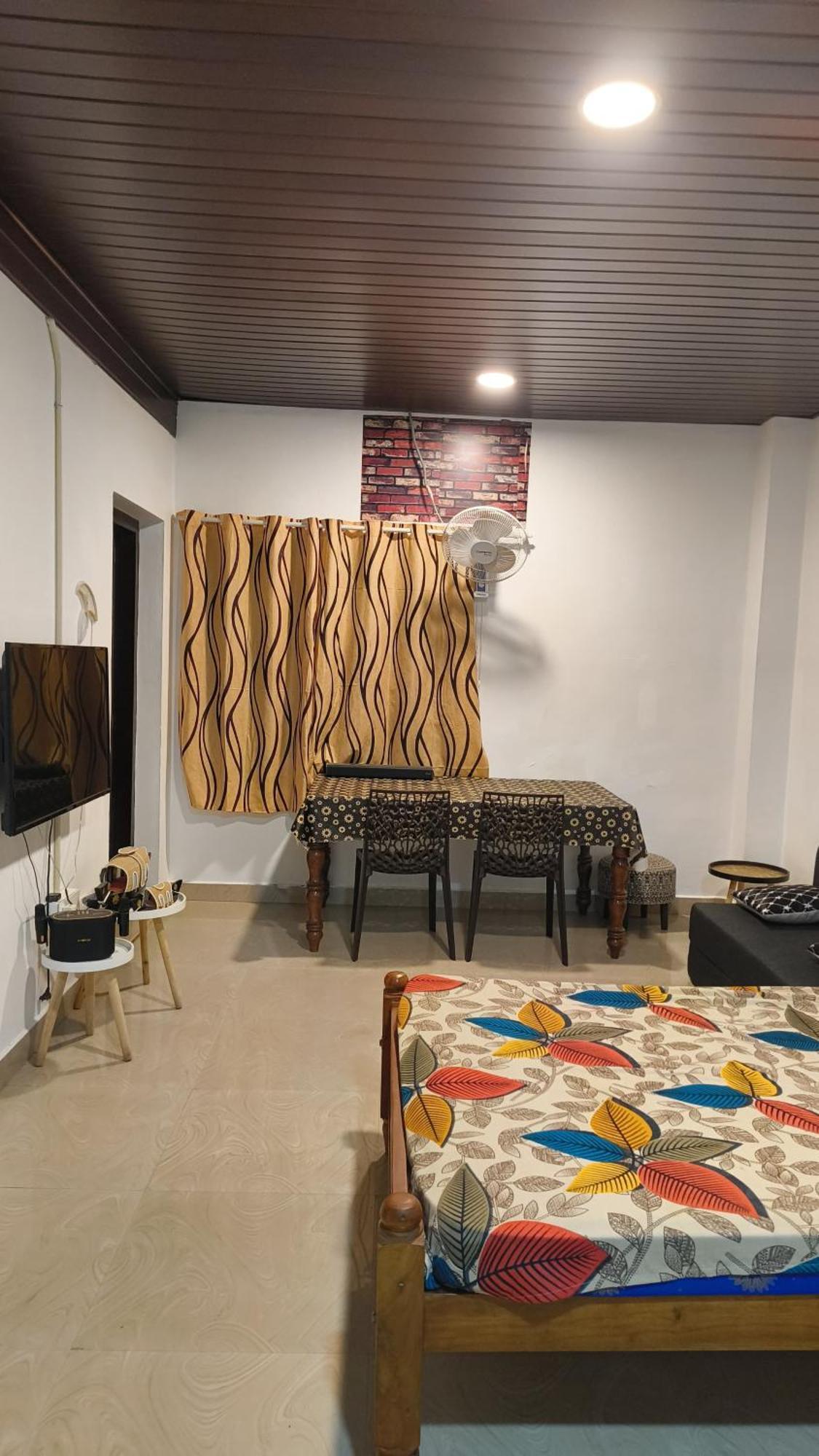 Islandstay-A Riverside Property Kollam Esterno foto